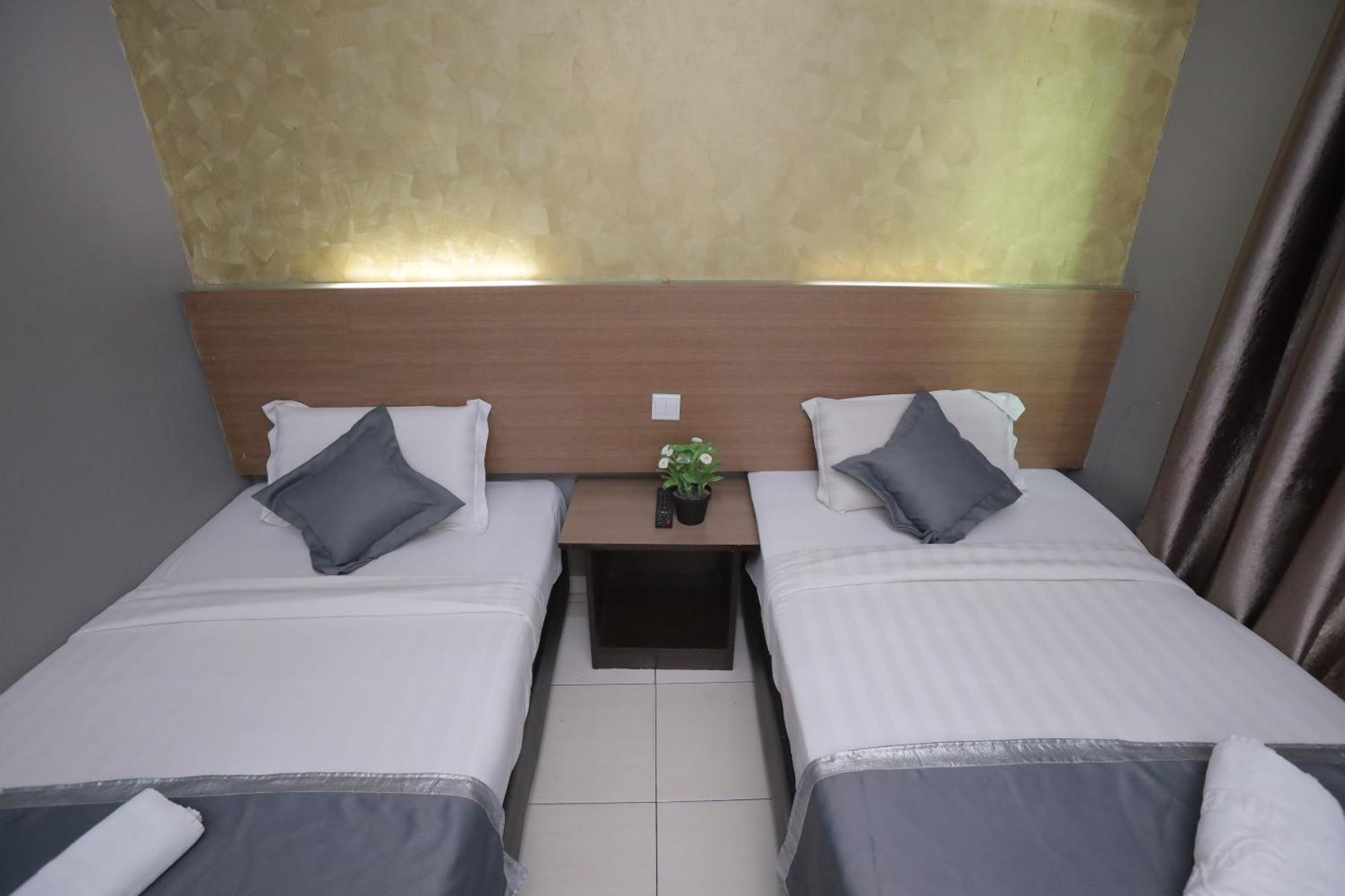 Dj Citi Point Hotel Kuala Terengganu Exterior foto